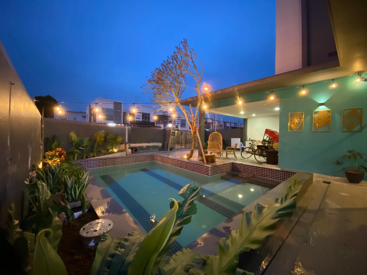 D Niice Garden View With Private Pool Bukit Indah, Johor Bahru Villa Eksteriør billede